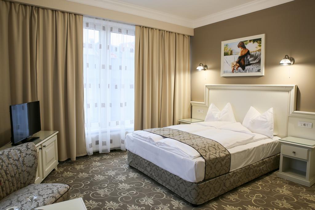 Hotel Montana Vişeu de Sus Oda fotoğraf