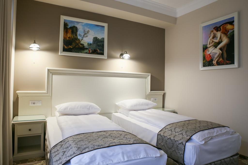 Hotel Montana Vişeu de Sus Oda fotoğraf